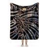 Sherpa blanket - Oriental calligraphy “H”